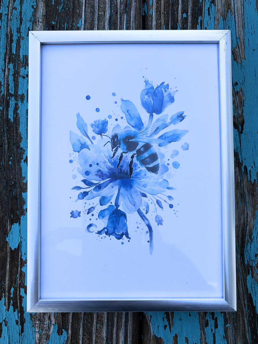 DeskMates Framed Art Print 💠 BE02 Honey Bee 2
