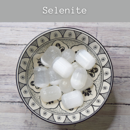 Selenite tumble stone